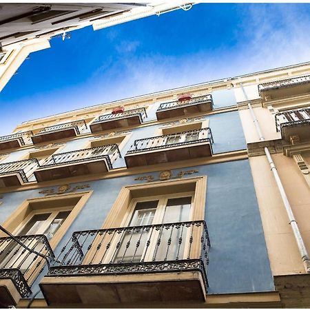 Sea & Wave Capitan Charming Duplex Apartment Málaga Exteriör bild