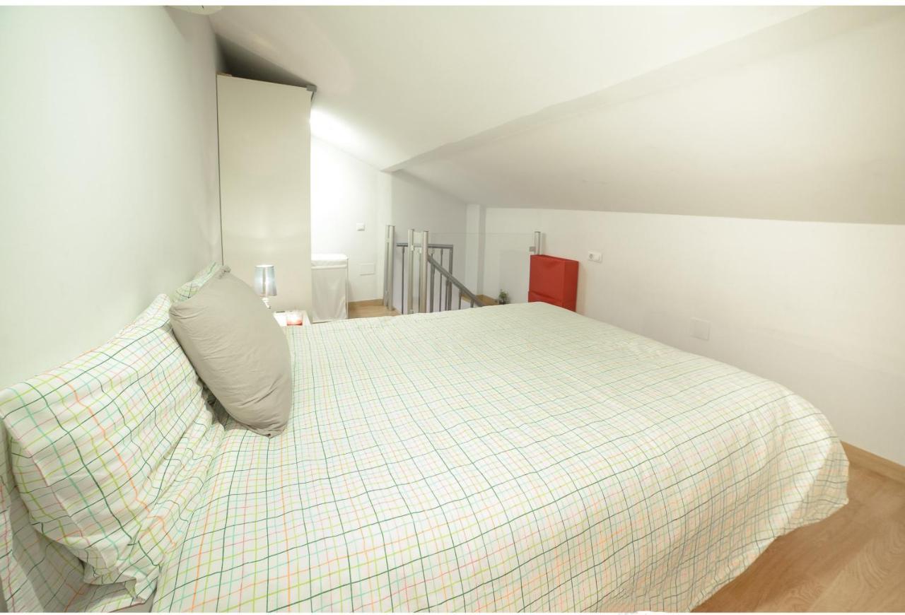 Sea & Wave Capitan Charming Duplex Apartment Málaga Exteriör bild