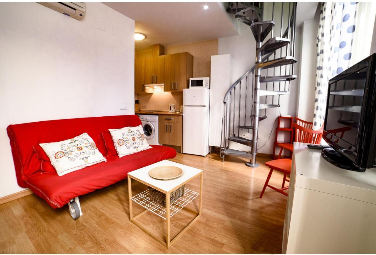 Sea & Wave Capitan Charming Duplex Apartment Málaga Exteriör bild